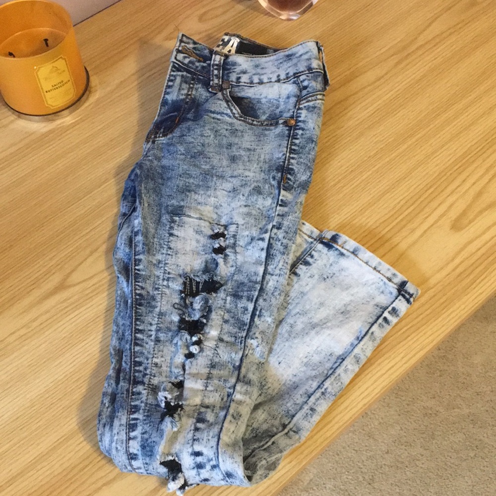 Ripped jeans